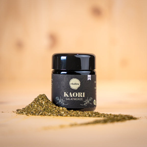 Geschenkset Abendspaziergang BIO Kaori Salatwürze im Glas mit Bio-Gewürzmischung.
