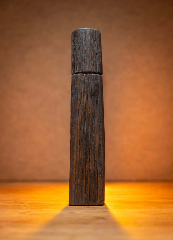 PFEFFERMÜHLEN - UNIKATE AUS SPALTHOLZ VON KLAUS WANGEN