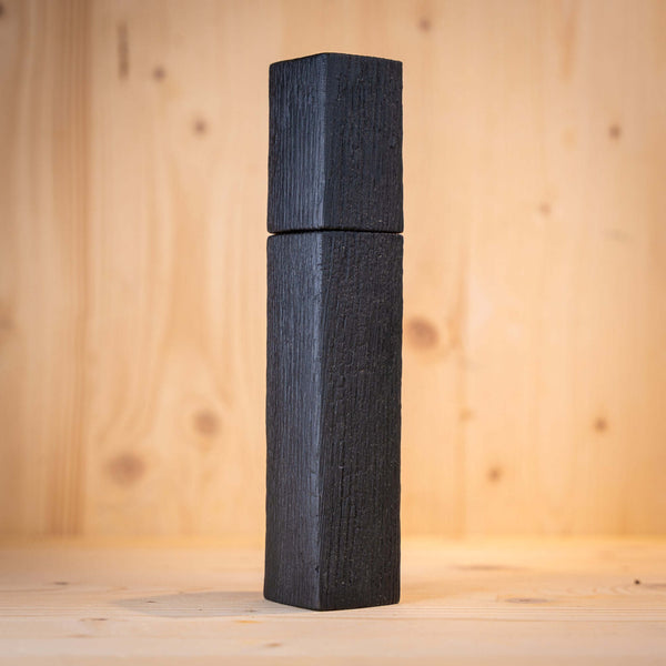 Pfeffermühle aus Spaltholz von Klaus Wangen