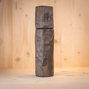 Pfeffermühle aus Spaltholz von Klaus Wangen