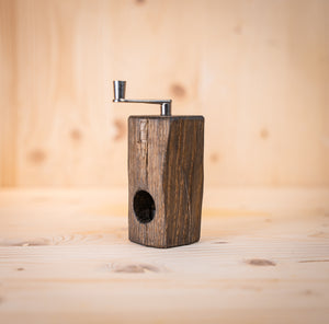 Aarauer Muskatmühle aus Holz