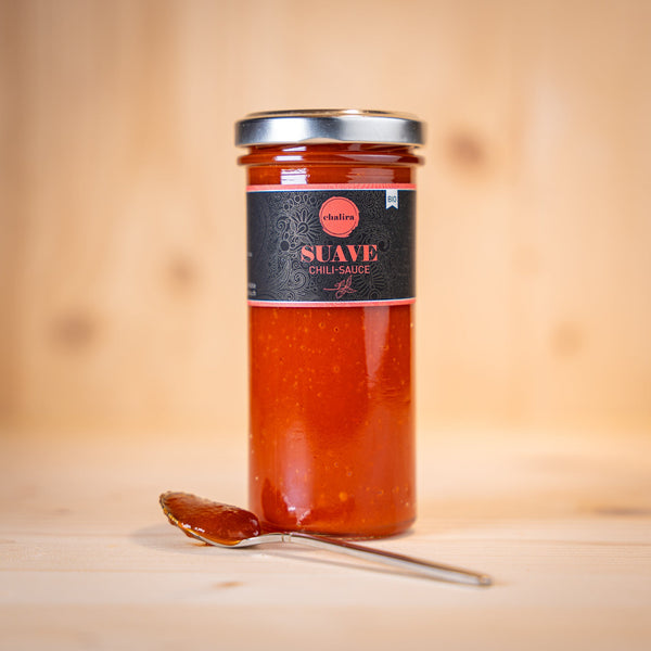 SUAVE Chili Ketchup (mild) BIO im Glas mit Löffel, milde Chili Ketchup BIO.