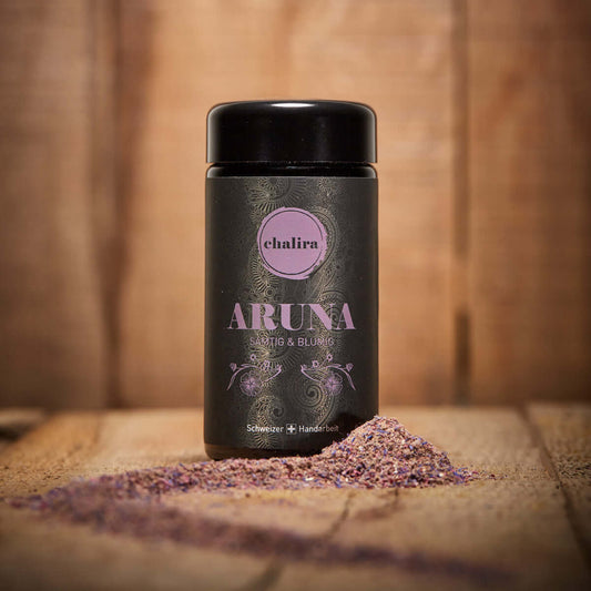 Aruna violettes Curry im Glas
